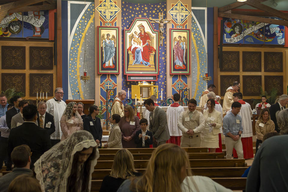 2026-StMary-EasterVigil (145 of 215).jpg